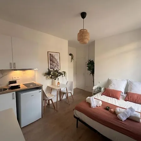 New 922 Lea - Cosy Center Apartment *